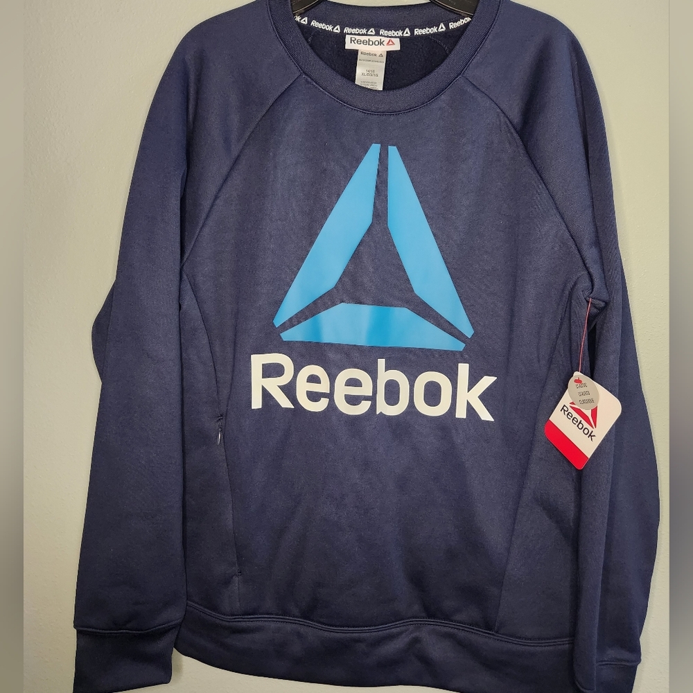 Reebok Boys Navy Blue logo long sleeved Fleece Crewneck XL 14/16